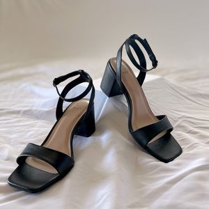 Got the wrong size so literally never worn! Very cute